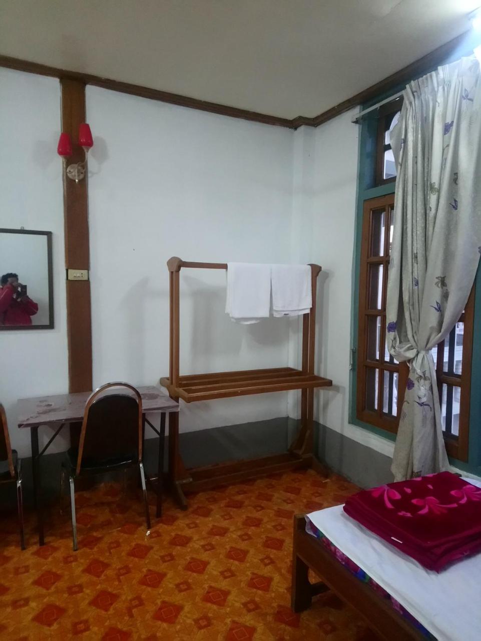 Diamond Star Guest House Nyaung Shwe Exterior photo